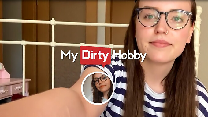 Leni_lizz Se Oddává Sólové Hře A Zkoumá Svou Smyslnost Před Kamerou - Mydirtyhobby