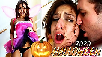 Sara Luvv'S Vilda Halloween-Natt Med James Deen - Grov Sex Och Ansiktsutlösning